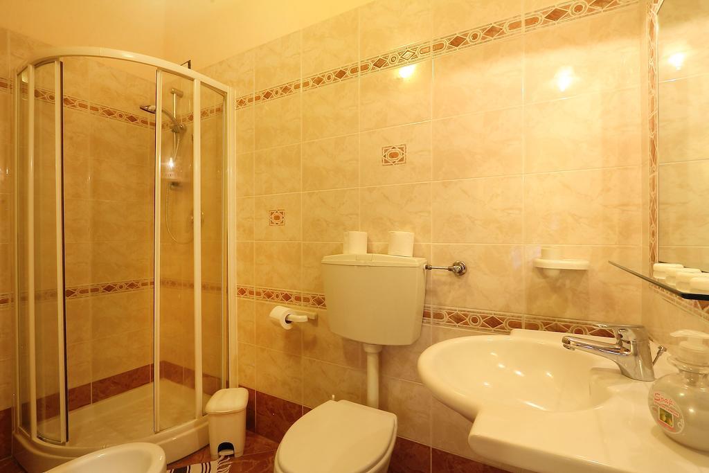 Soggiorno Annamaria Florence Luaran gambar