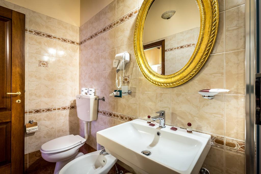 Soggiorno Annamaria Florence Luaran gambar