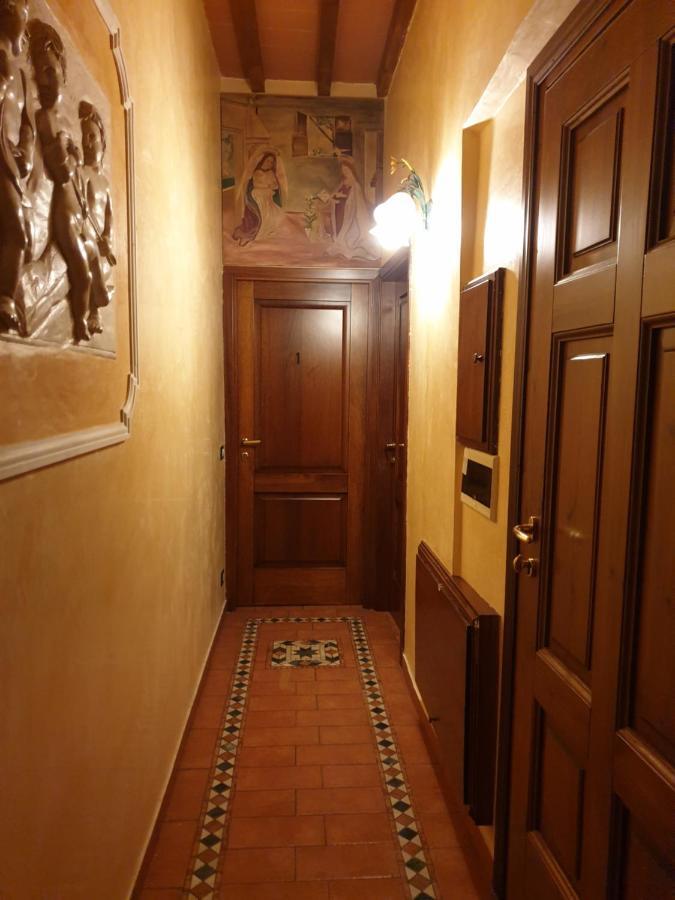 Soggiorno Annamaria Florence Luaran gambar